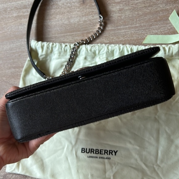 Burberry Small Lola Quilted Check Leather Shoulder Bag Black - Picture 7 of 12